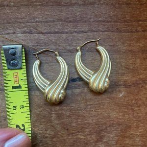 12K Gold Drop Earrings